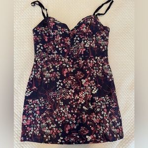 URBAN OUTFITTERS Cocktail dress